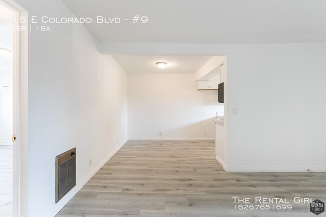 Building Photo - Updated 1 Bed /1 Bath In Arcadia! | Upper ...