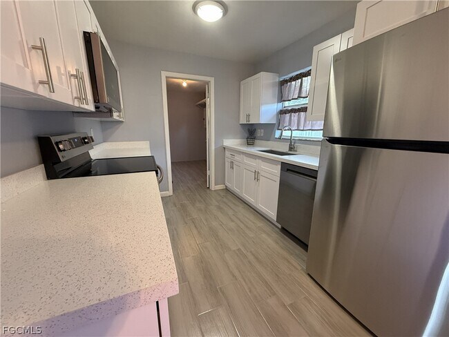 Foto del edificio - 13401 Fourth St