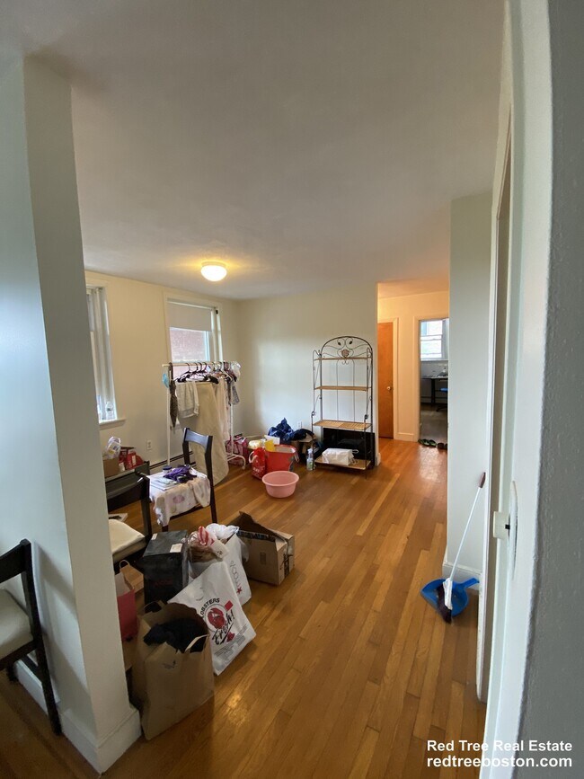 Building Photo - 312 Tappan St