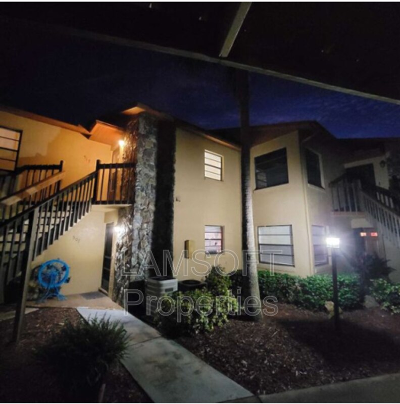 507 Manor Cir, Sebring, FL 33872 Condo for Rent in Sebring, FL