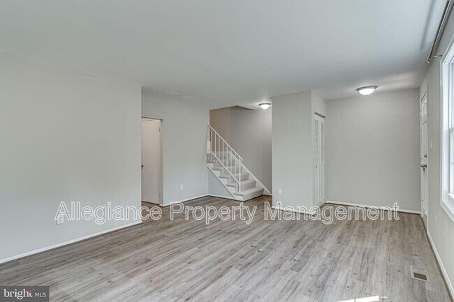 Foto del edificio - 3374 Breckenridge Ct