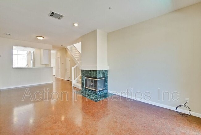 Building Photo - 2581 Park Boulevard
