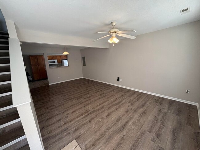 Foto del edificio - 1427 Bodie Dr