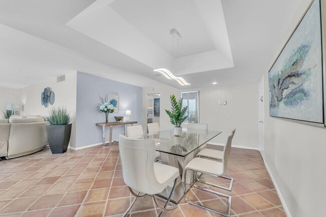 Foto del edificio - 3610 S Ocean Blvd