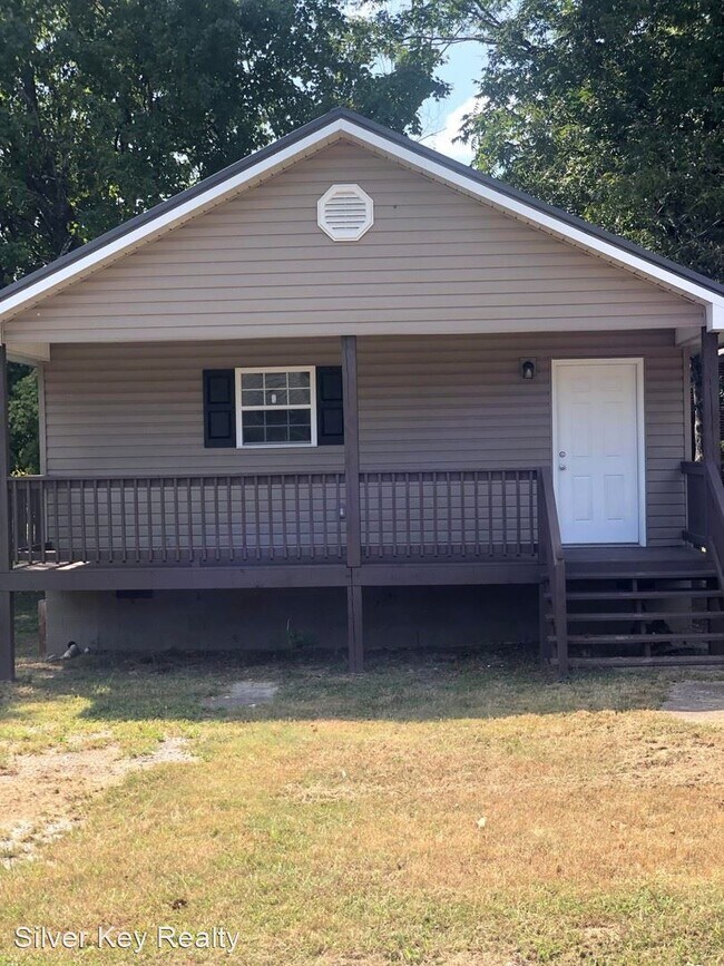 Building Photo - 2 br, 1 bath House - 1504 Adams Street