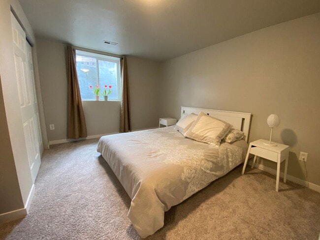 Building Photo - Coming Soon – Spacious 4 Bed, 3.5 Bath Hom...