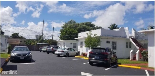 Building Photo - 601 NW 90th St