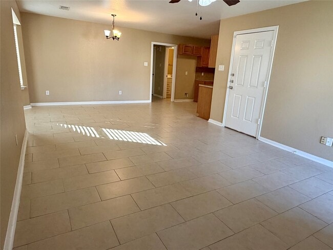 Foto del edificio - 2401 24th St N