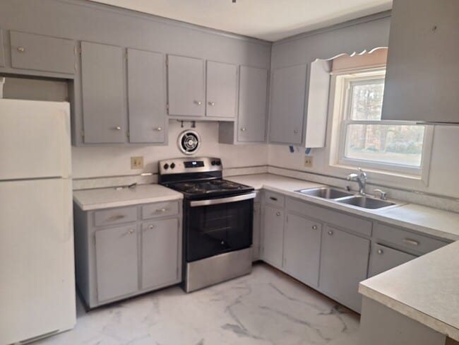 Photo - 3 bedroom/1 bathroom- Fenton Mill Road House