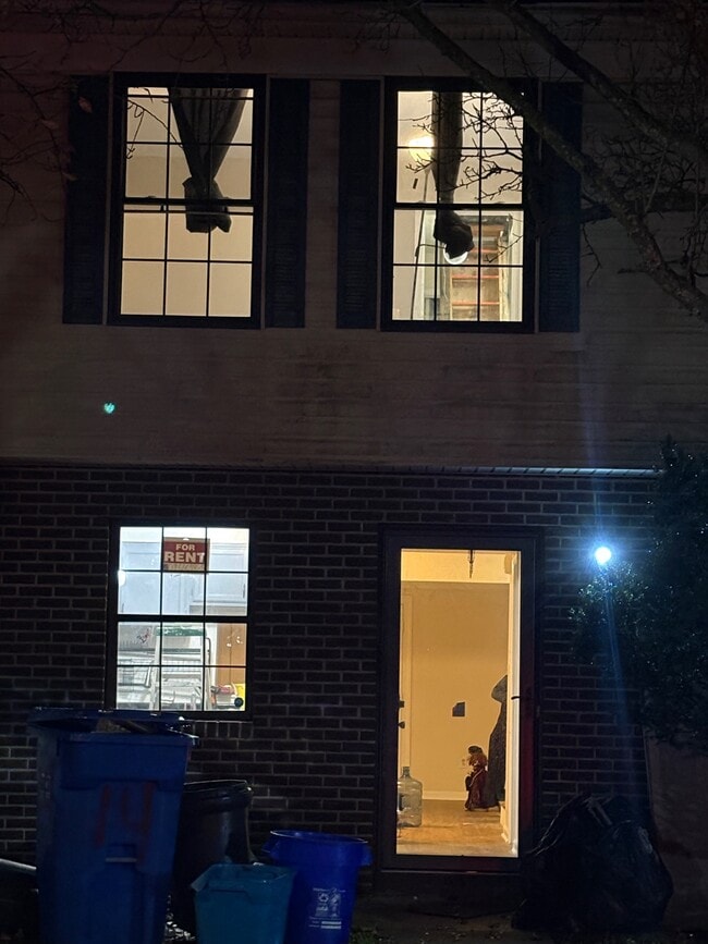 Building Photo - 14 Driscoll Court