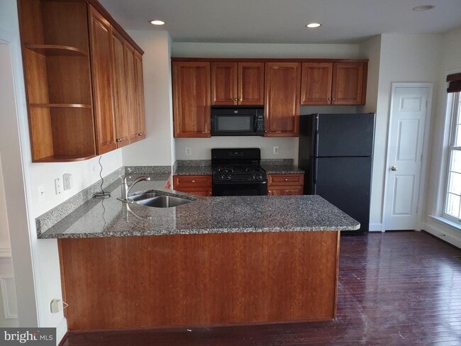 Building Photo - 2475 Terra Cotta Cir