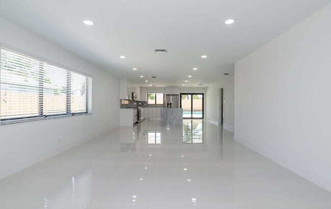 Foto del edificio - 524 NW 53rd St