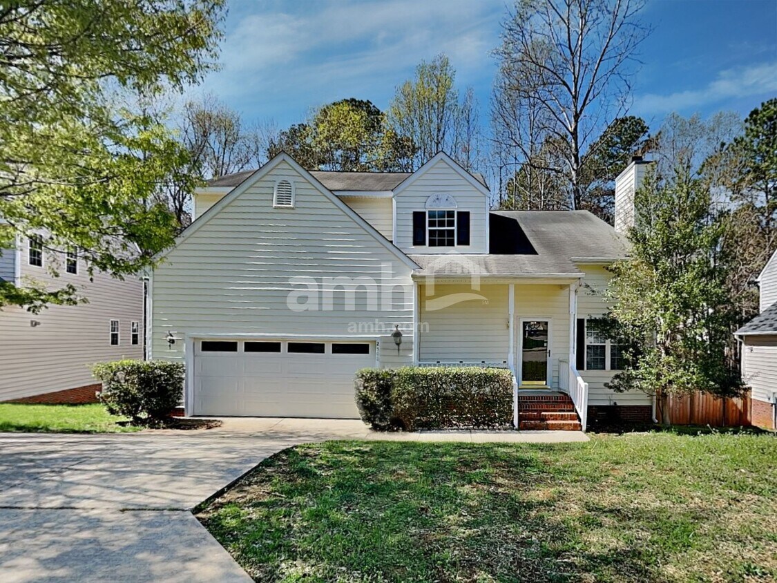 Primary Photo - 2508 Farlow Gap Ln
