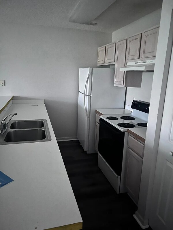 Foto del edificio - 4225 Villas Dr