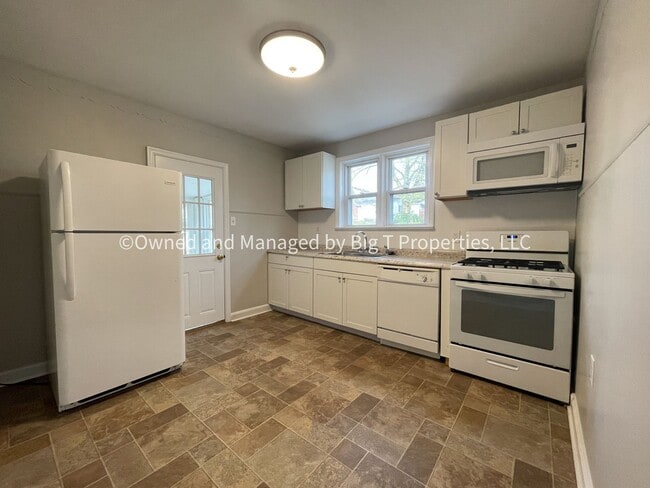 Building Photo - Home for rent in Wilmington