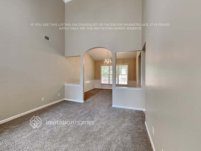Building Photo - 9640 Eagles Landing Dr