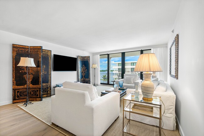 Building Photo - 2784 S Ocean Blvd