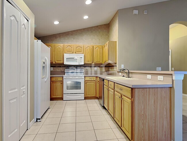 Foto del edificio - 2722 Billingham Dr