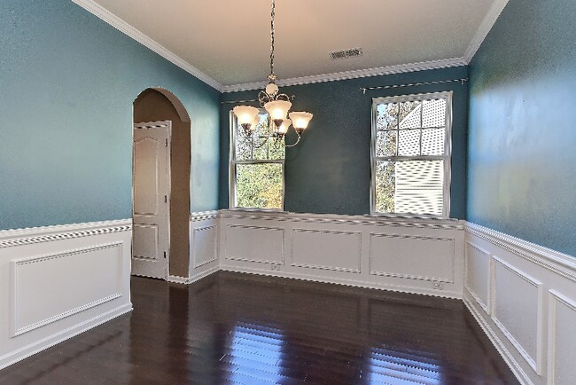 Building Photo - 1135 Wainscott Dr