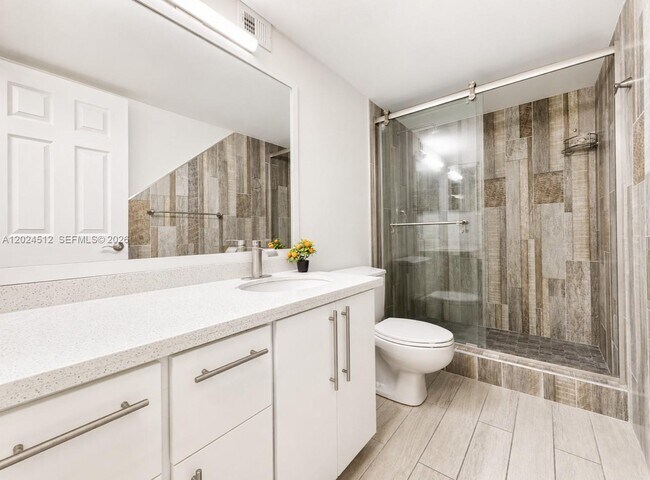 Foto del edificio - 3800 S Ocean Dr