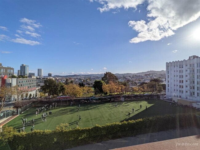 Foto del edificio - 1135 Ellis St