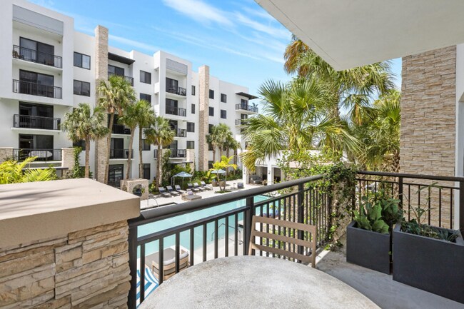 Foto del edificio - 8400 NW 102nd Ave