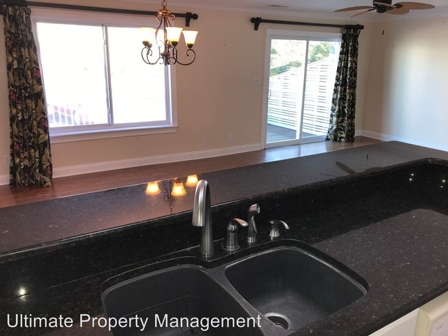 Building Photo - 4 br, 2 bath House - 150 Driftwood Court