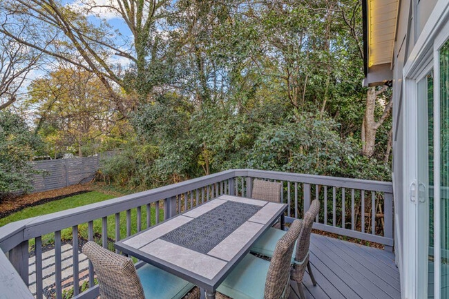 Building Photo - 1705 Seigle Ave