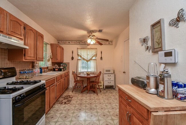 Building Photo - 5522 Nassau Rd