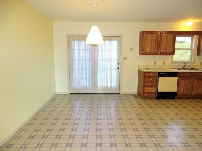 Building Photo - 31 Laurel Ridge
