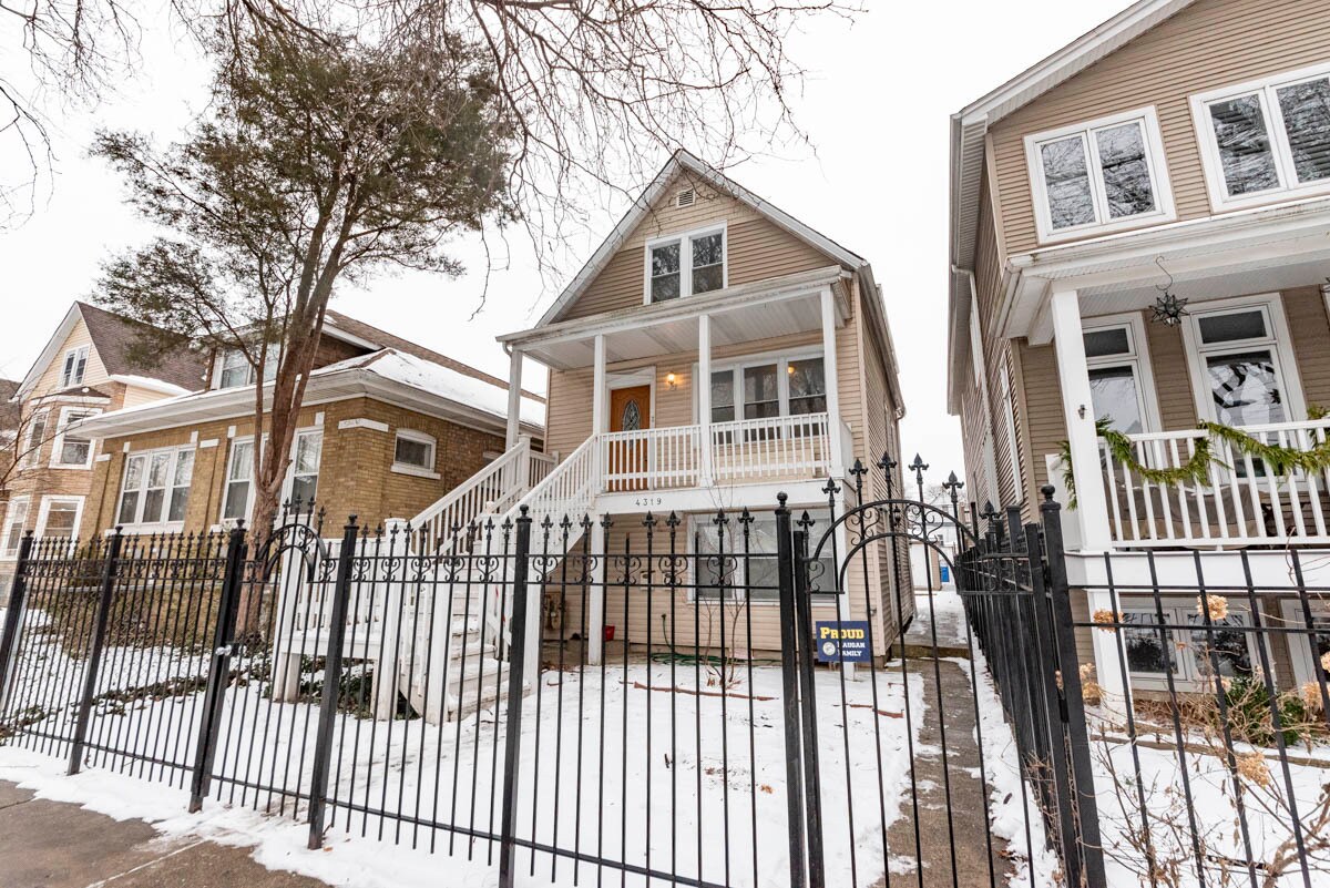 Primary Photo - 4319 N Lawndale Ave