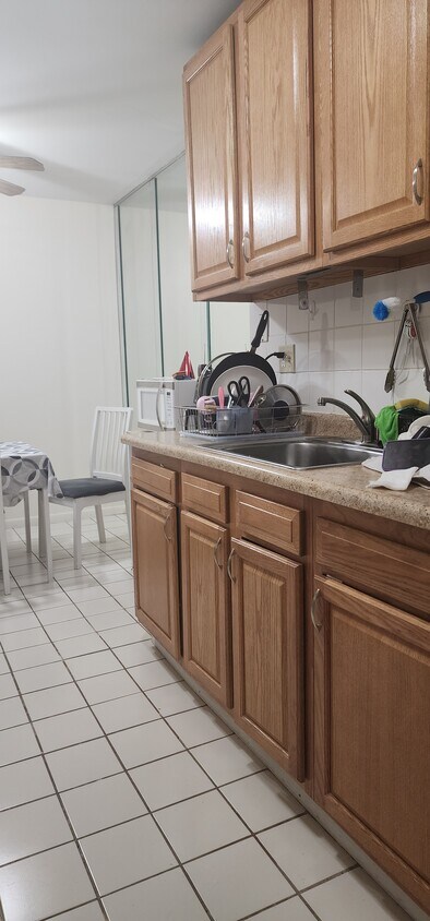 Foto del edificio - 8905 Knight Ave