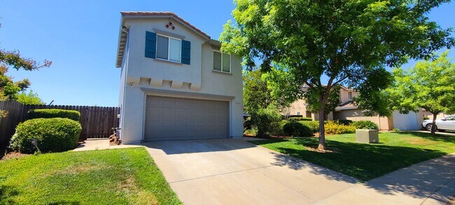 Building Photo - BEAUTIFULLY MAINTAINED SINGLE FAMILY HOME ...