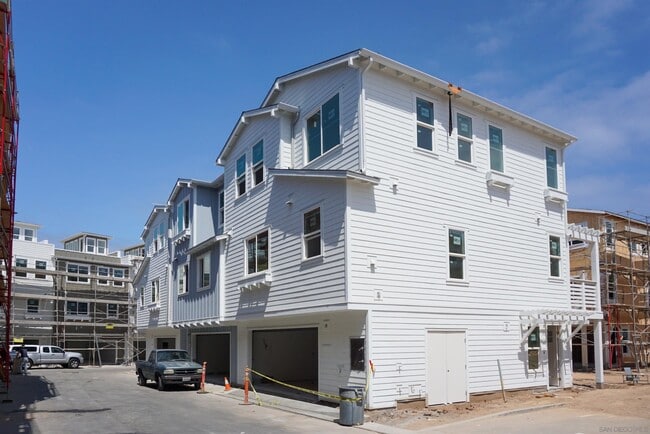 Building Photo - 7080 Ponto Rd
