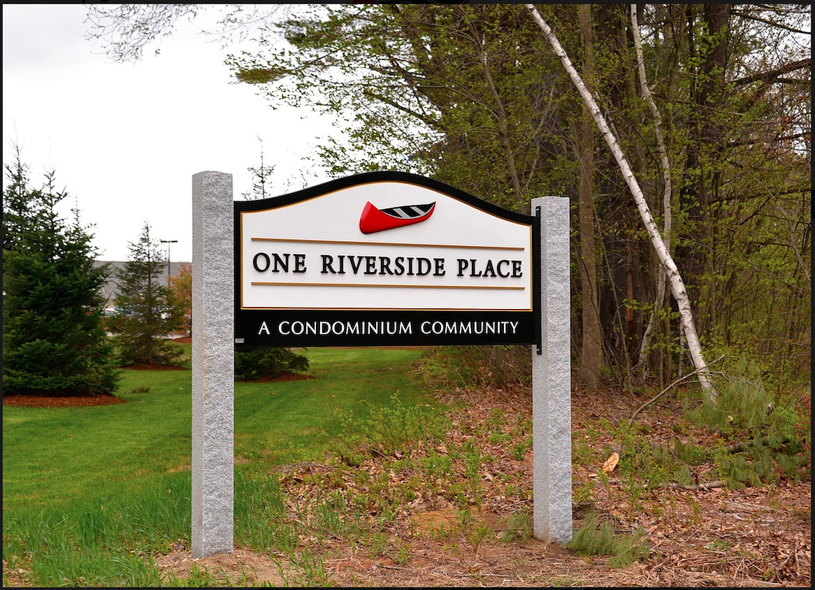 Signage - One Riverside Place