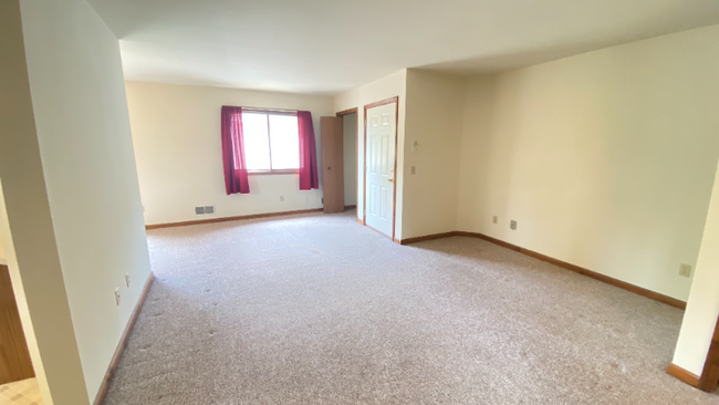 Building Photo - 4212 Menga Dr