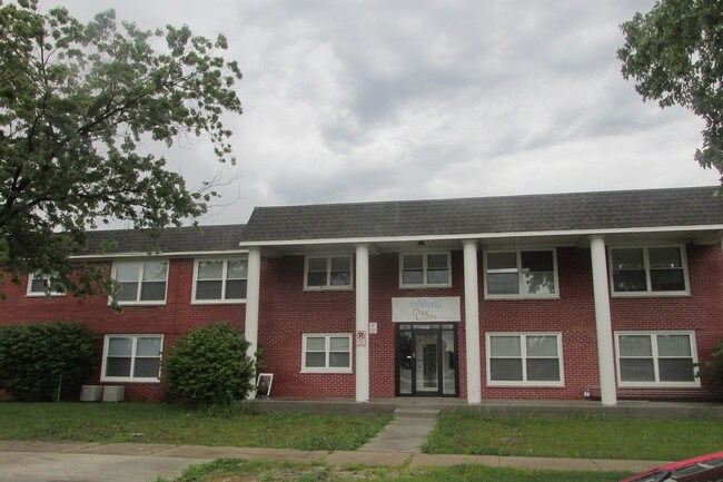 Building Photo - 9301 S Harlem Ave