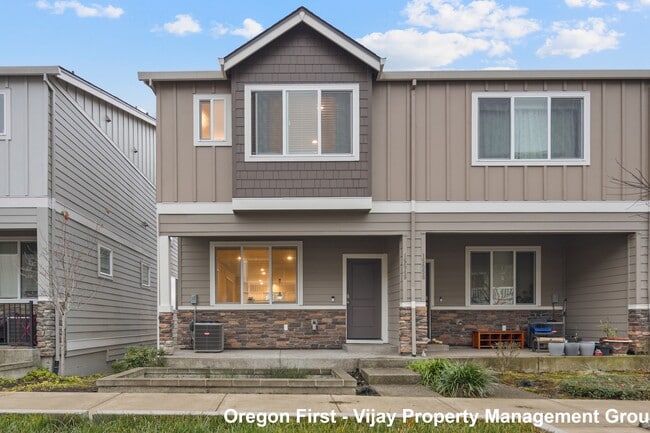 Photo - 15548 NW Linder St Townhome