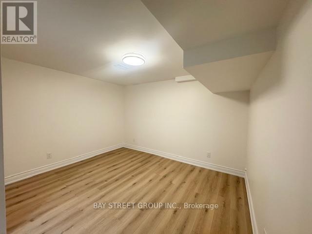 Photo du bâtiment - 59 Larkmead Crescent