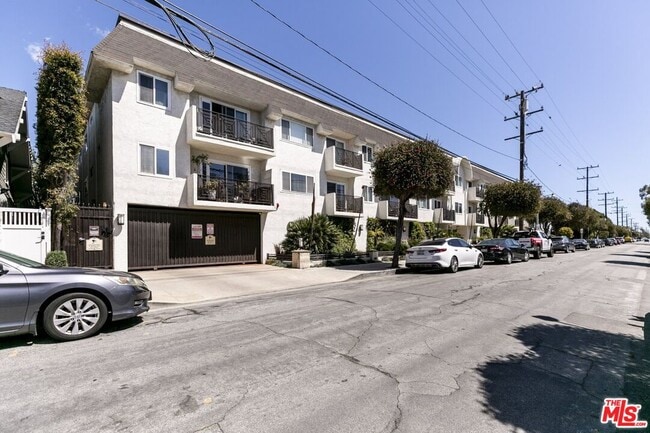 Foto del edificio - 2721 2nd St