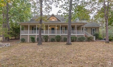 Building Photo - 205 Hidden Trace Dr