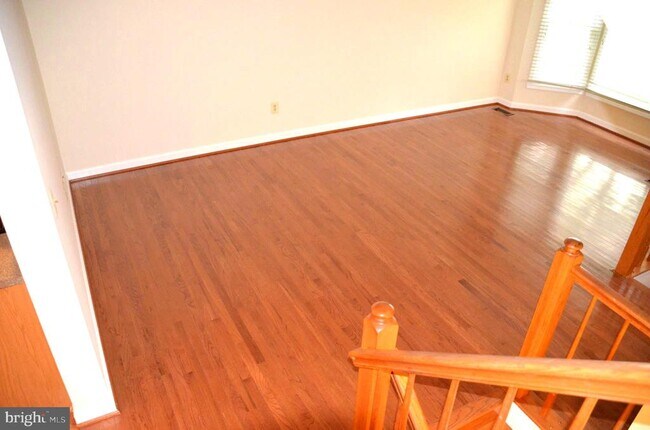 Foto del edificio - 6086 Joust Ln