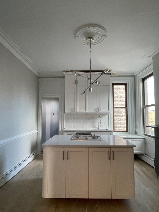 Kitchen - 298 2nd St
