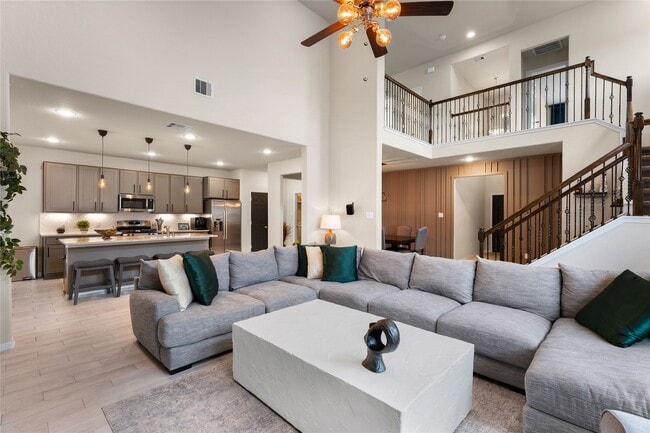 Foto del edificio - 1855 Cypress Canyon Trail