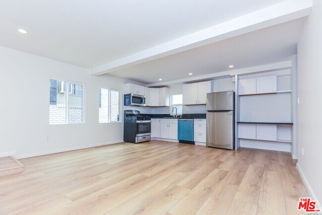 Foto del edificio - 1855 Euclid St