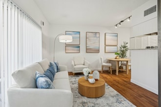 Building Photo - Waterford Point Apartments