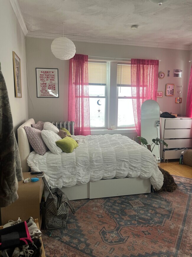 Foto del edificio - 4 Farrington Ave