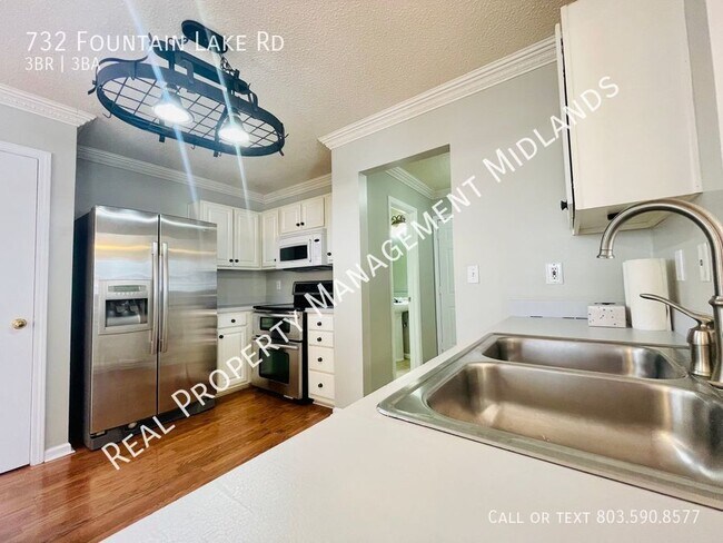 Building Photo - Beautiful home in Southeast Columbia! Appl...