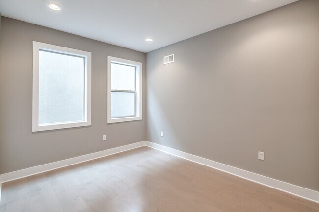 Foto del edificio - 3 Bedroom Townhome in the heart of Northern Liberties