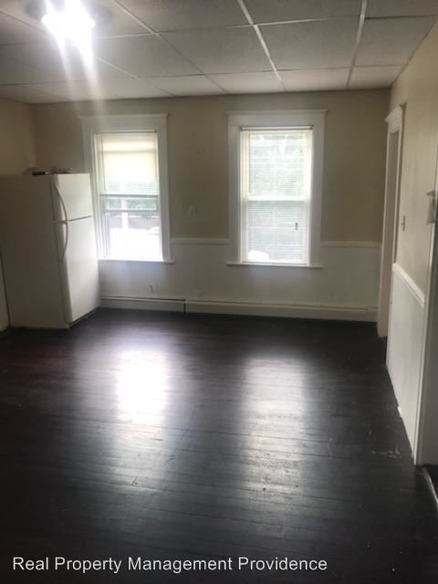 Building Photo - 216 Wood Ave